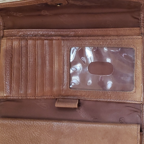 Vintage Fossil Leather Wallet w/ Checkbook - Picture 7 of 10